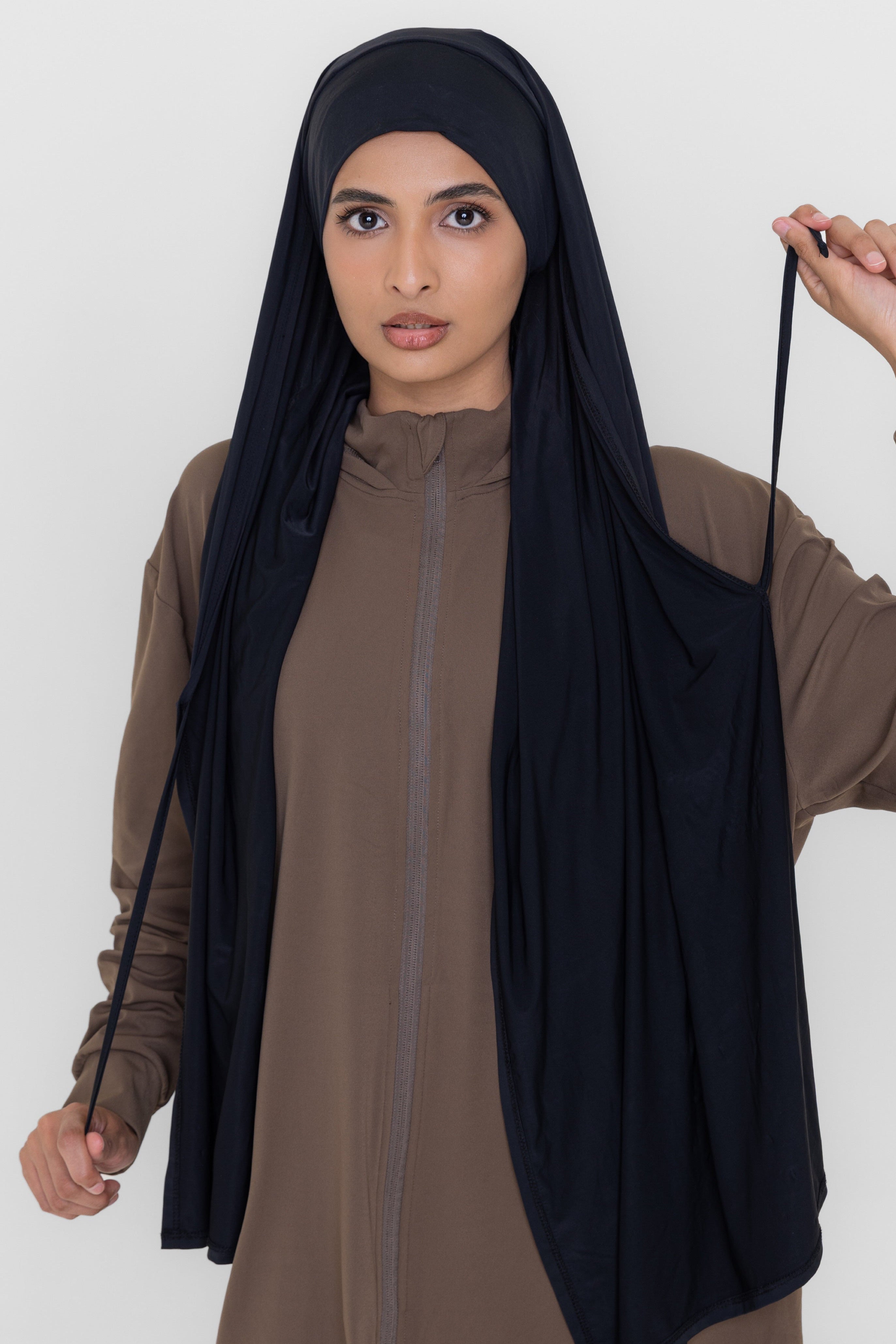 Active Motion Hijab - Black