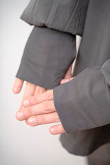 LIGHT WEIGHT ACTIVE TOP DARK GREY