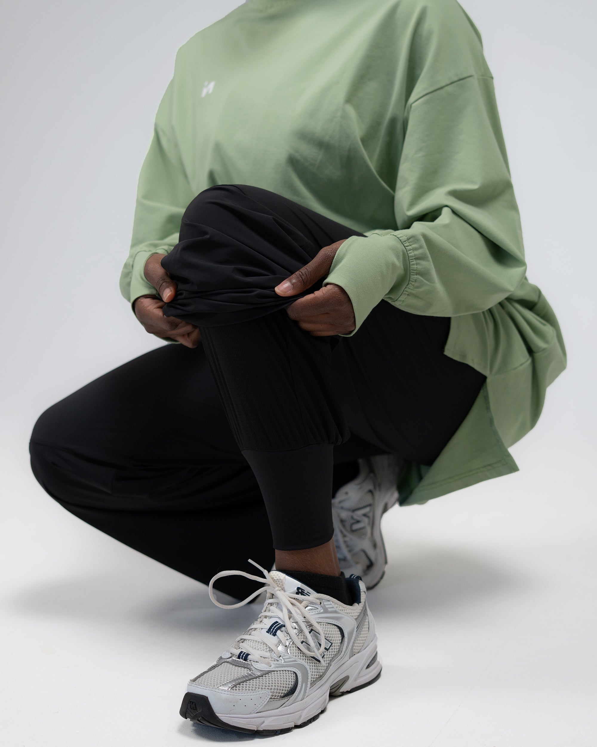 Wide Cover Jogger - Black