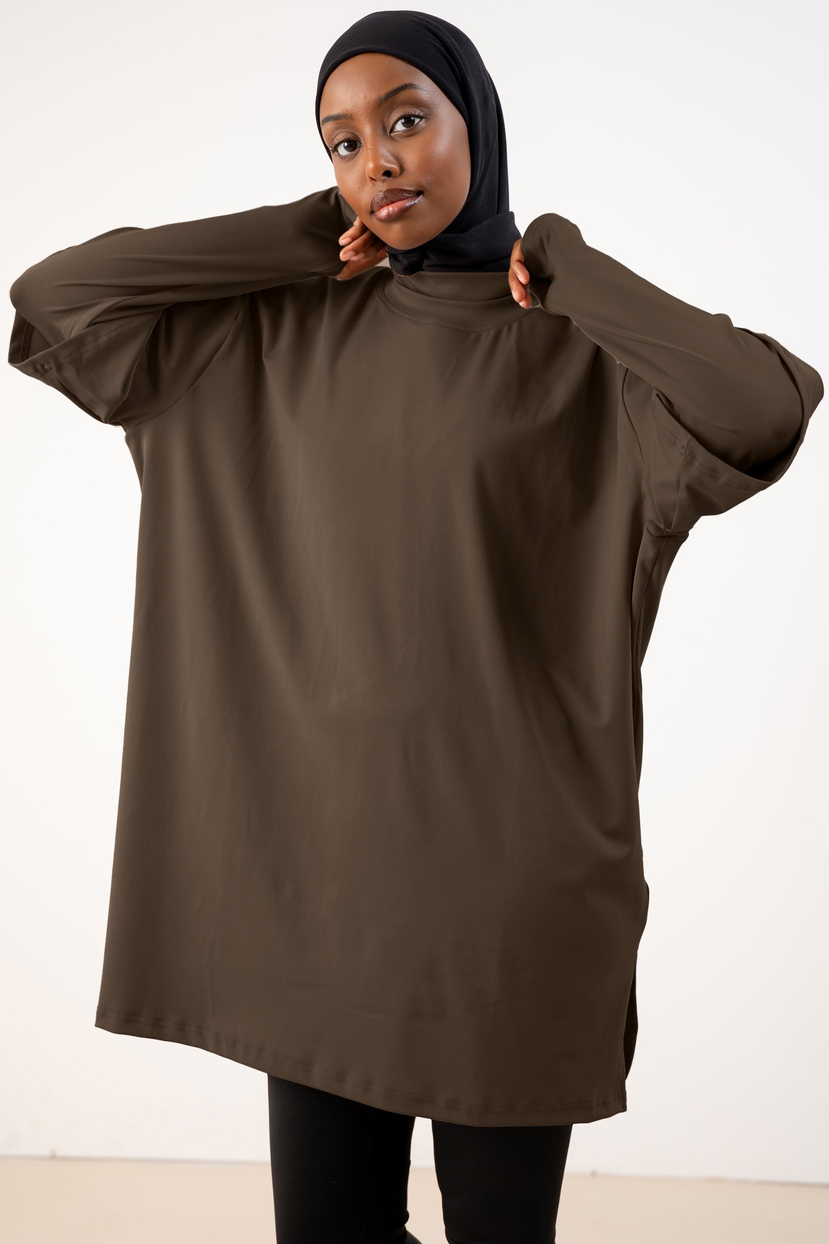 ONE BASE TEE MOCHA