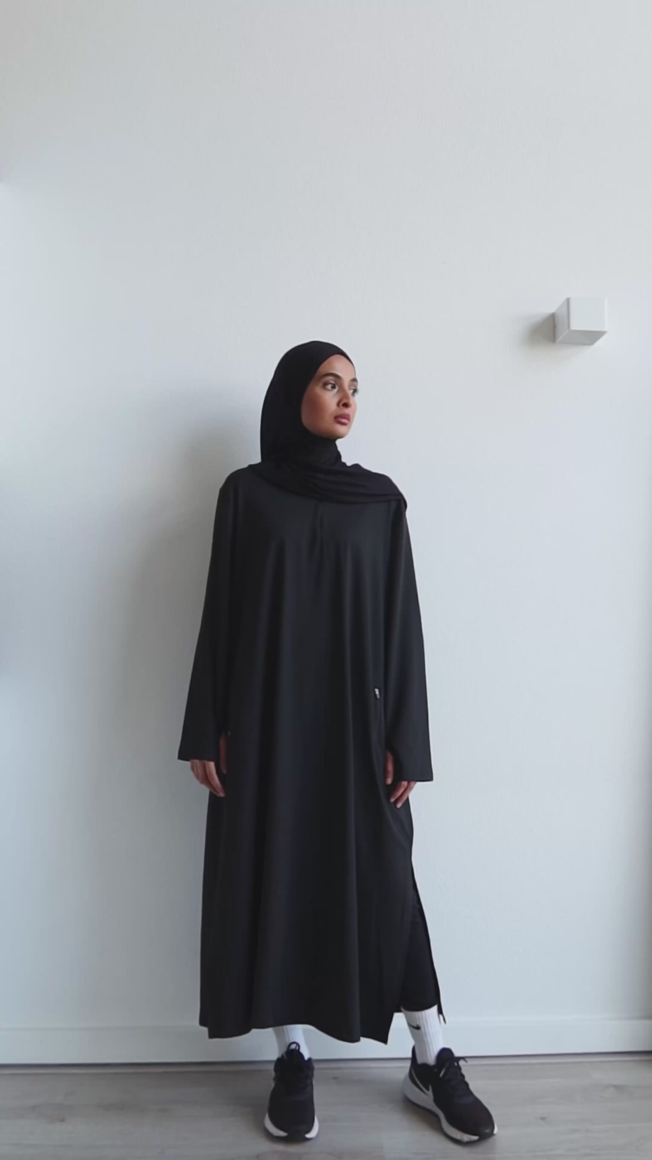 SPORT ABAYA BLACK (PRE-ORDER: verzending op 25-8) 