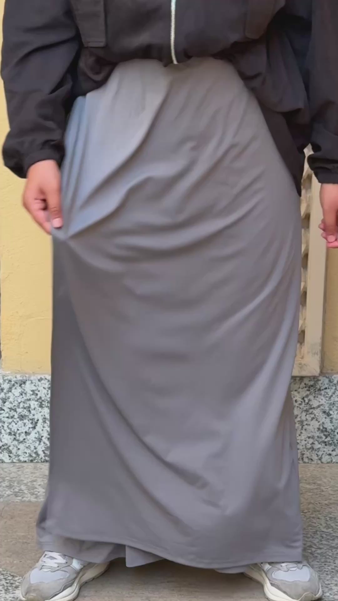 ACTIVE JOG-SKIRT BLACK (PRE-ORDER SHIPS 18-09)