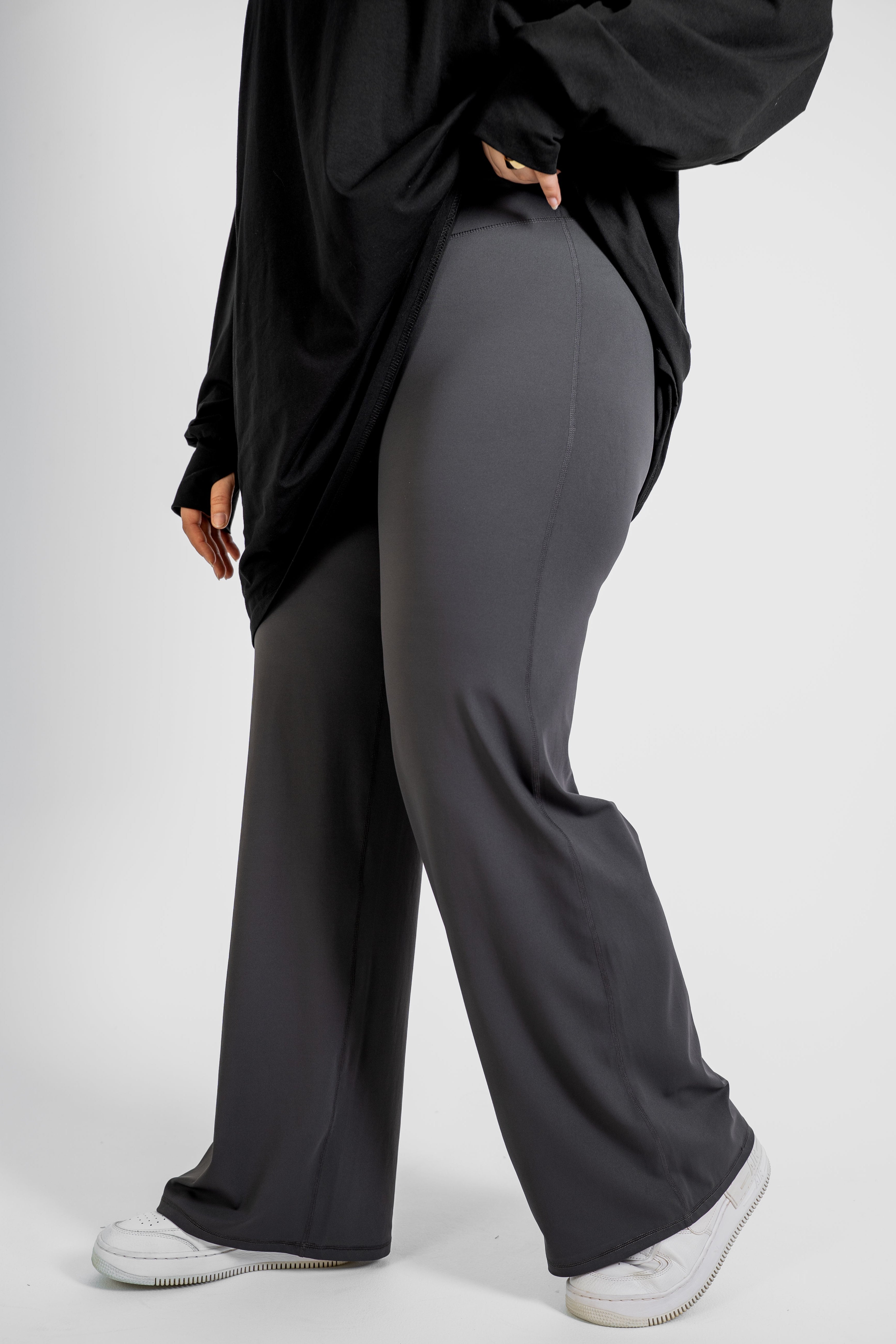 Straight Leg Legging - Graphite