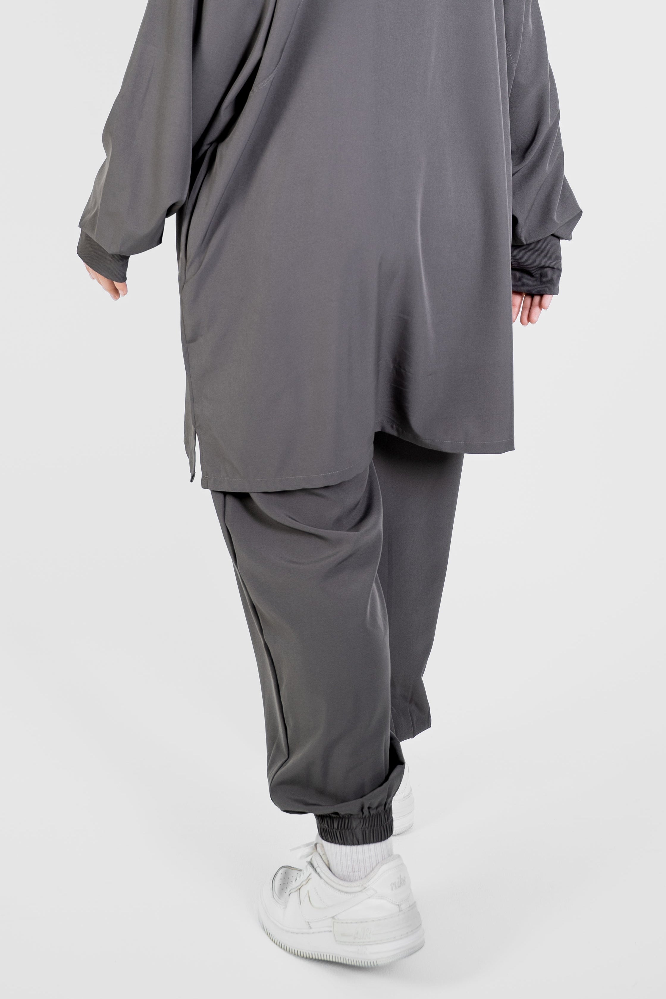 LIGHT WEIGHT JOGGER - DARK GREY