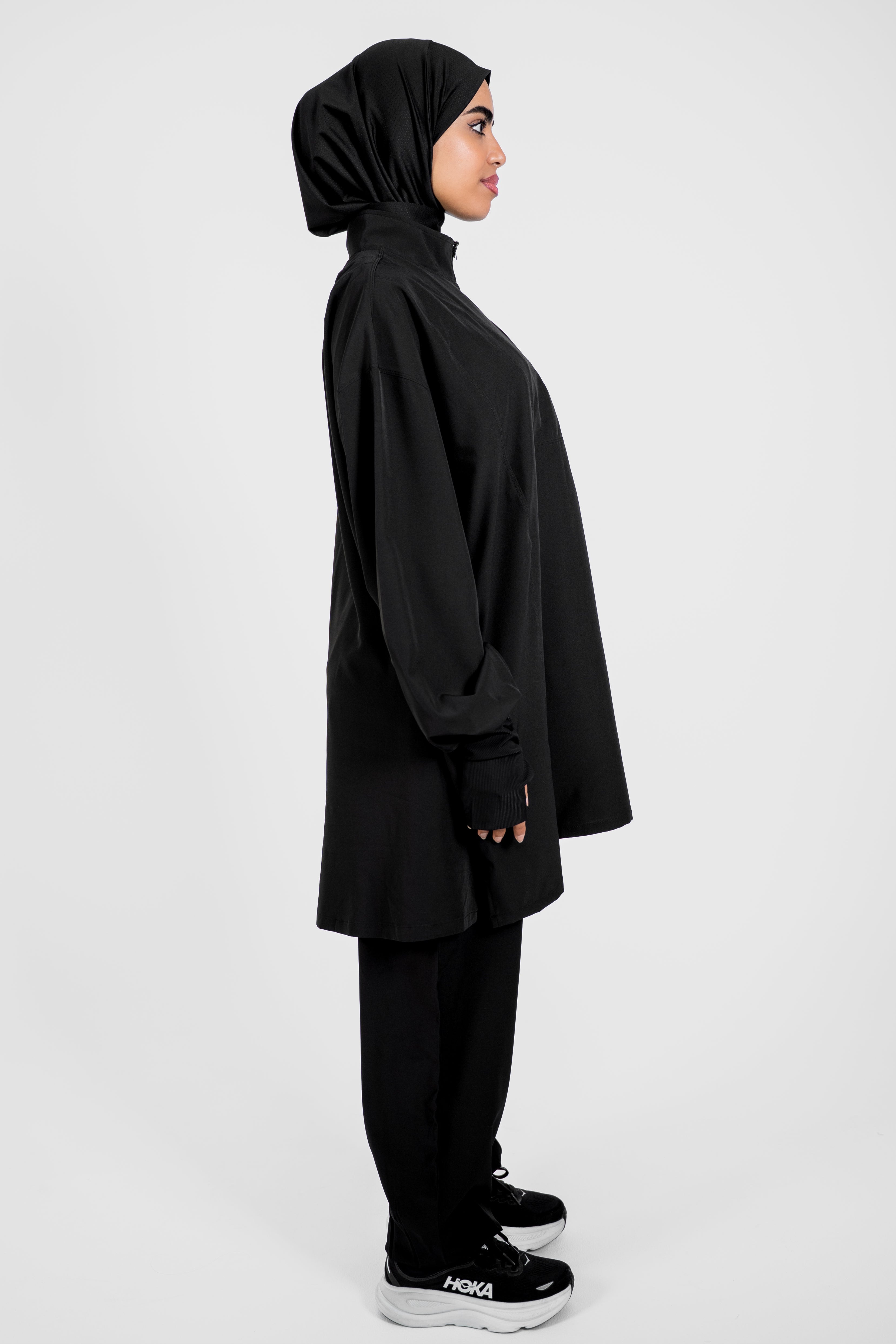 LIGHT WEIGHT JOGGER - BLACK